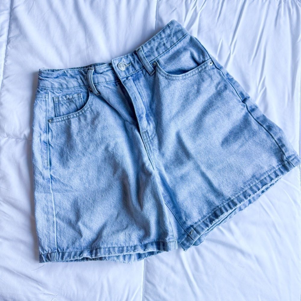 Forever 21 Light Blue Denim Shorts, 25
